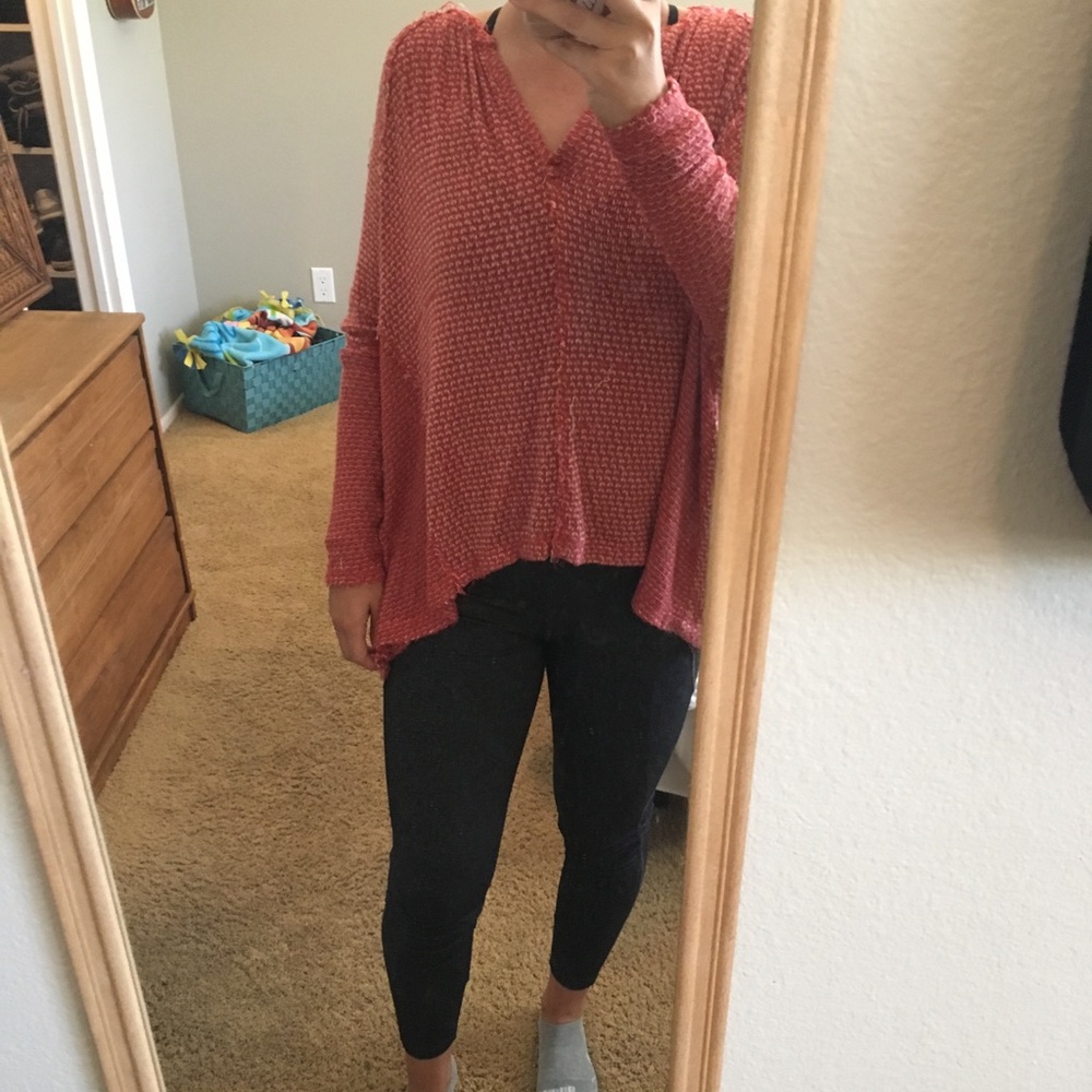 FREE PEOPLE sweater.